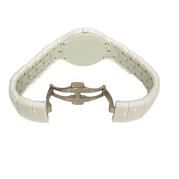 Rado Men's True Jubile White
Ceramic Bracelet Watch - Picture 9 of 10